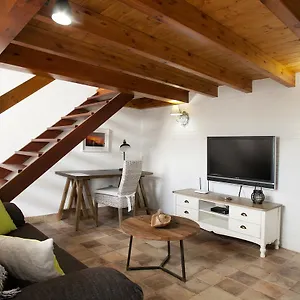 Caserío Leandro Iv , Tías España